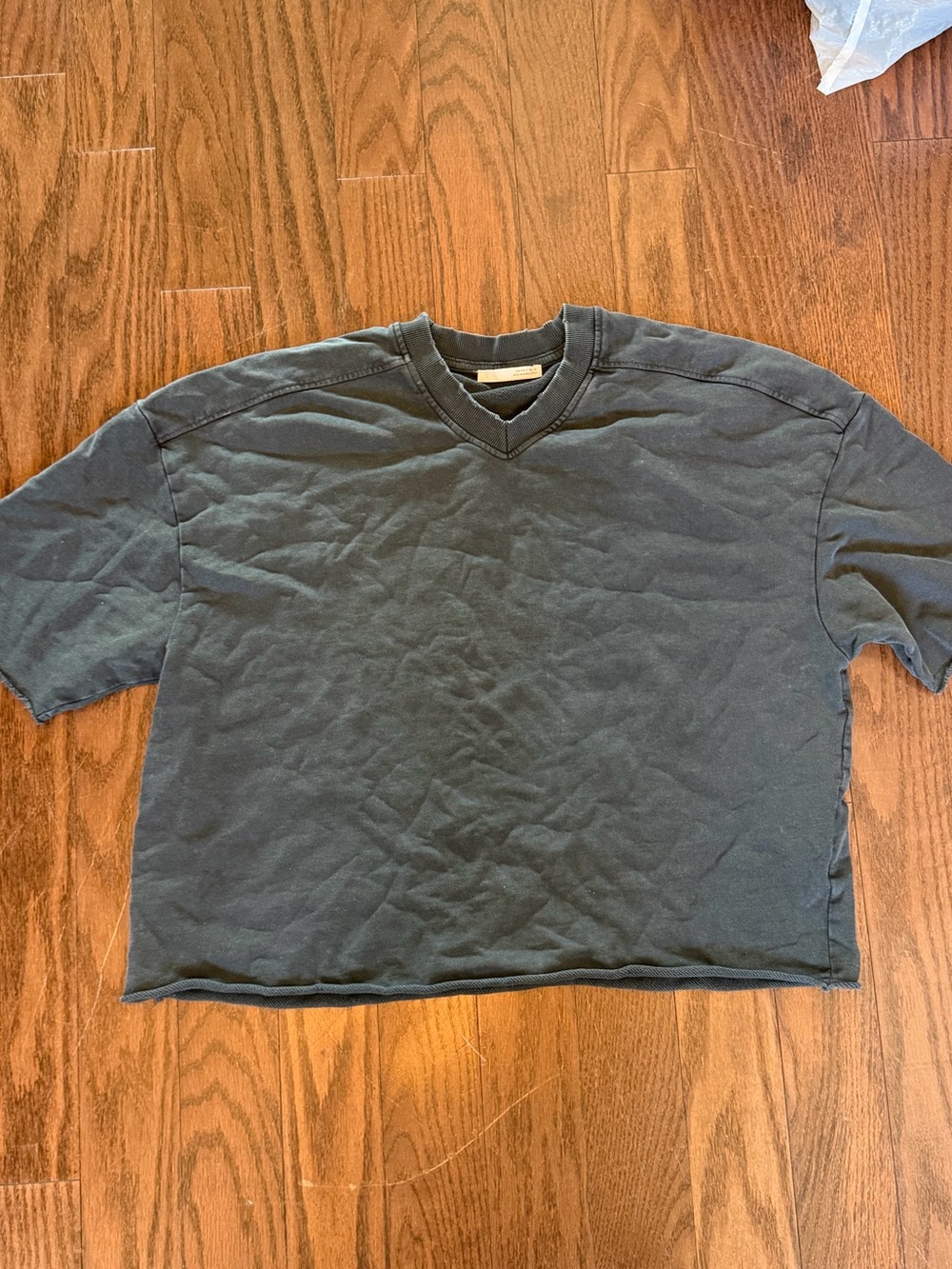 Zara Short Sleeve V‑Neck Tee in Charcoal